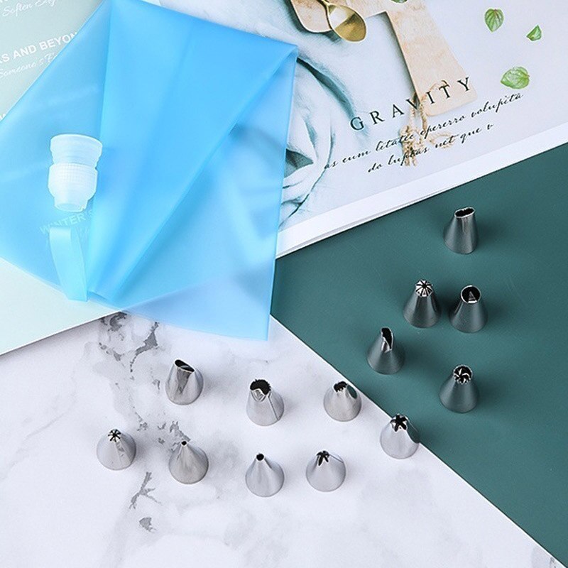 16PCS DIY Ice Piping Cream Pastry Bag Reusable Stainless Steel Nozzle Pastry Tips Converter Squeeze Cake Decorating Baking Tools