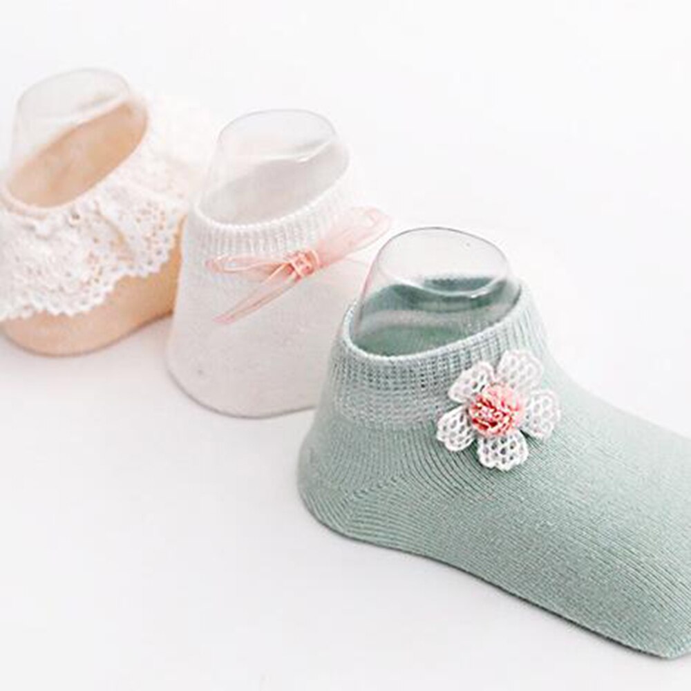 3 Paia/pacco Appena nato Del Cotone Della Caviglia Calzini E Calzettoni bambino anti-Pavimento antiscivolo Calzino Del bambino Delle Ragazze 3D Increspato Bowknot Del Merletto Del Fiore Calzini E Calzettoni principessa