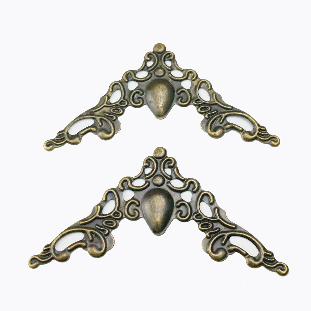 20pcs DIY jewelry accessories hollow triangle box packaging decoration film costume drama palace drama modeling materials: baohuqi01hj-hongtong