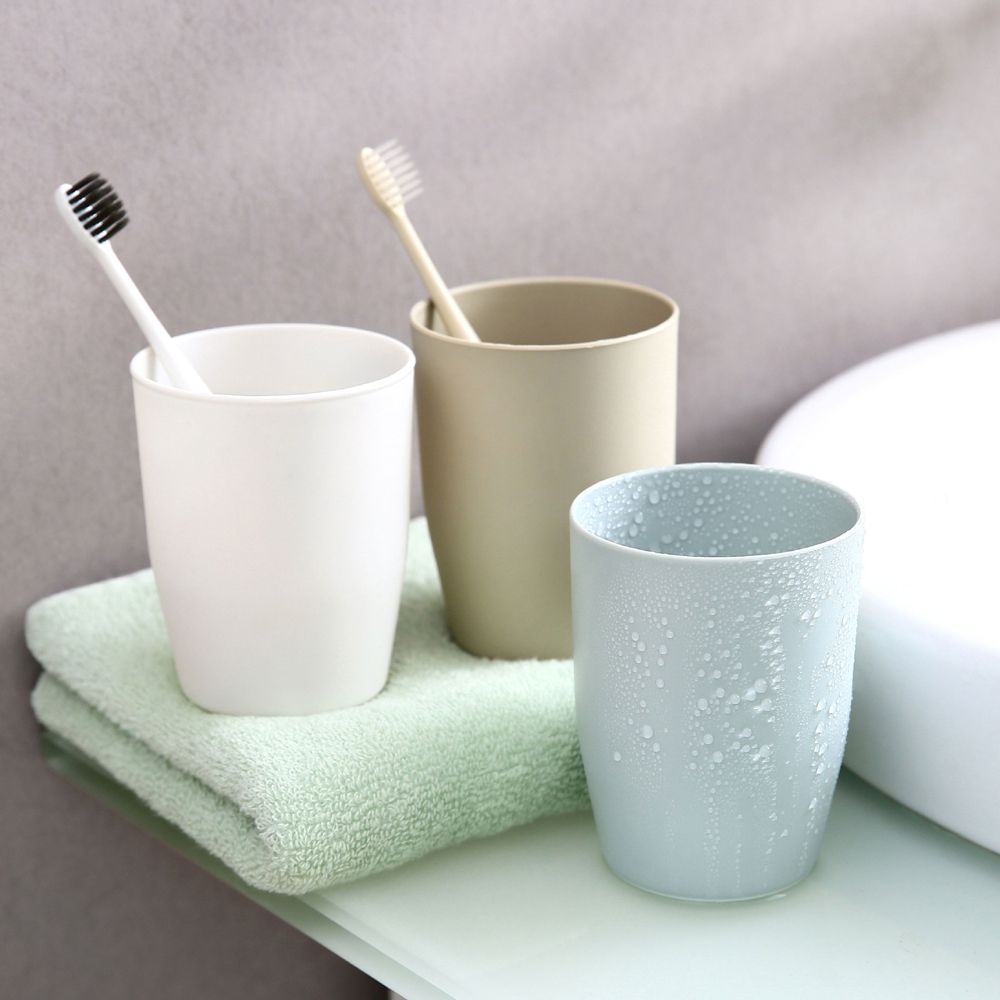 Solid Color Brushing Toothpaste Cup Toothbrush Holder Cup Plastic Cartoon Travel Bathroom Pendant Home Decoration