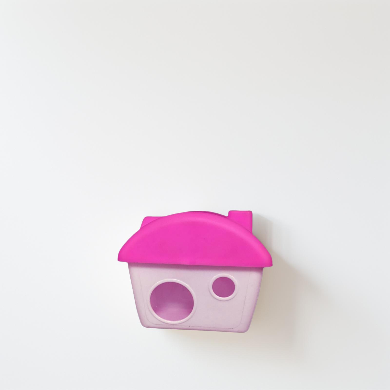 Rosa plástico hamster esconderijo casa castelo para cobaia chinchila brinquedos gaiola acessórios seguro material resistente cor brilhante