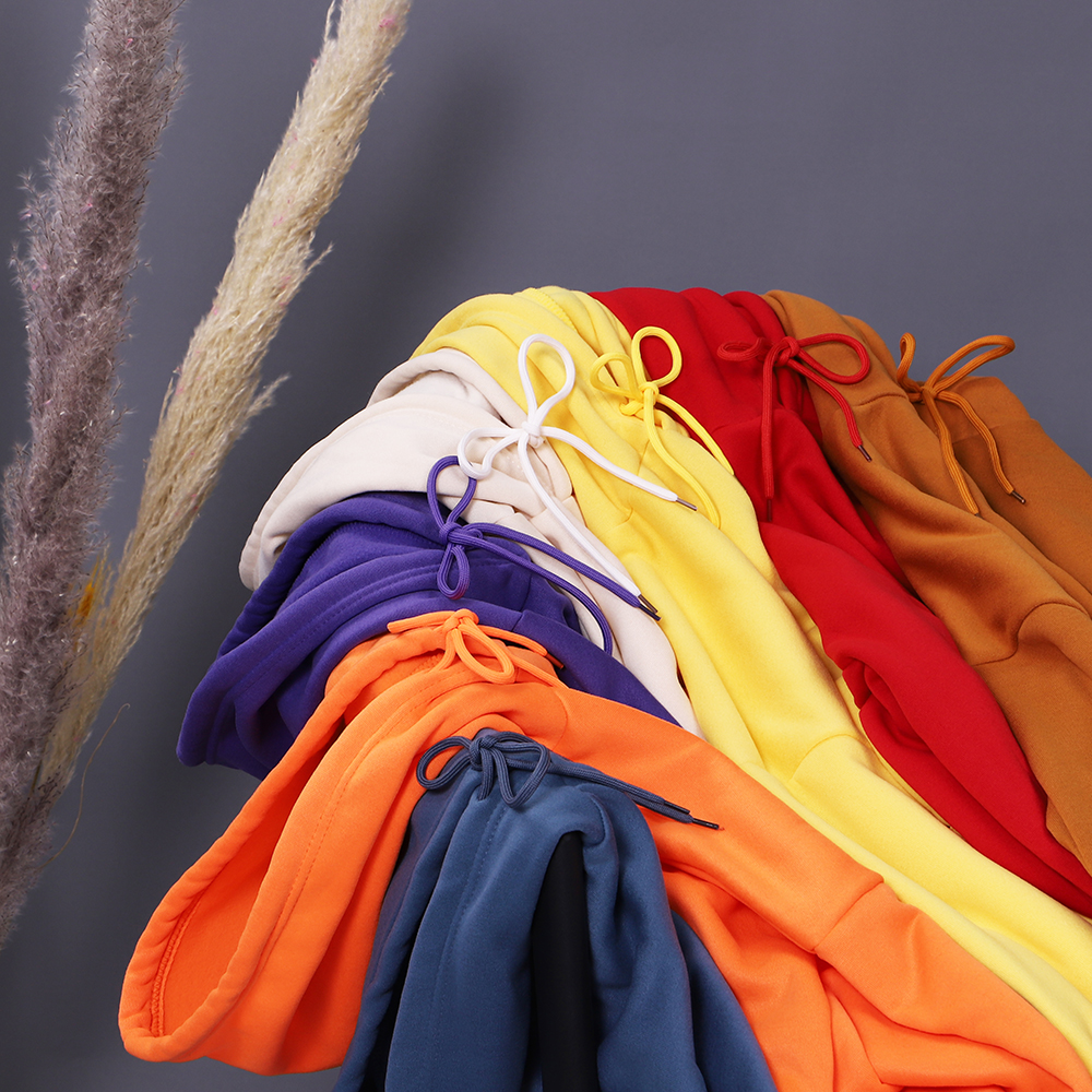 Que lindo pequeño gato negro sosteniendo un cuchillo hombres Sudadera con capucha calle polar Sudadera con capucha Hipster otoño sudadera Hip Hop ropa mujer
