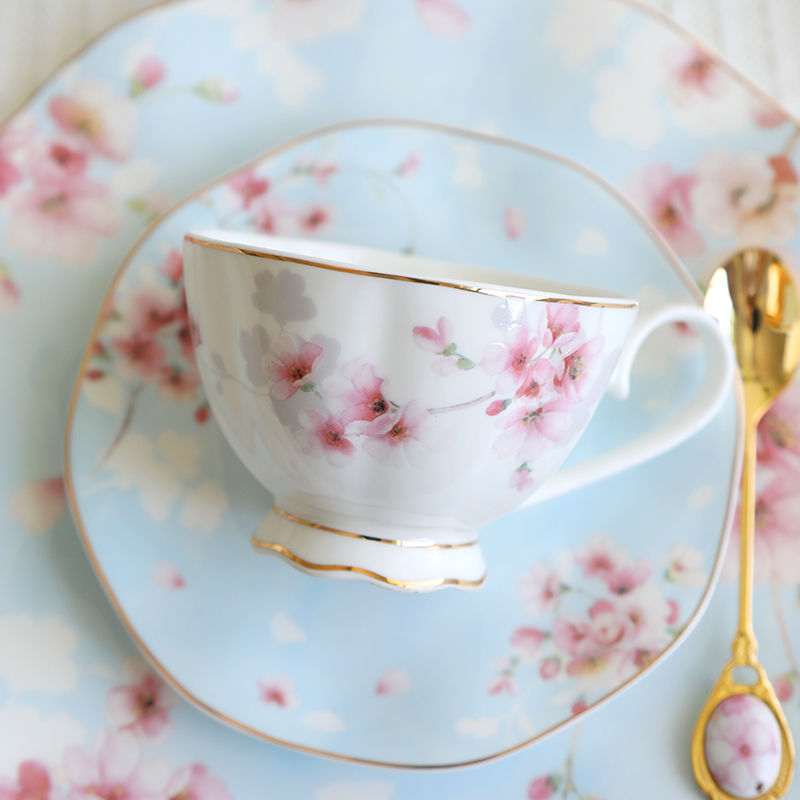 Keramische Luxe Thee Kopjes En Schoteltjes Set Plaat Espresso Koffie Beker Porselein Leuke Kahve Fincan Takimlari Woondecoratie EA60BD