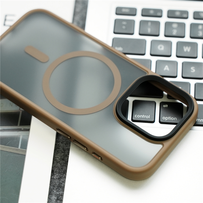 Magnesafe trådløst ladedeksel til iphone 14 15 pro 16 15 pro max plus, magnetisk, luksuriøst matt, gjennomsiktig, støtsikkert deksel: For iphone 16 pro / Gull