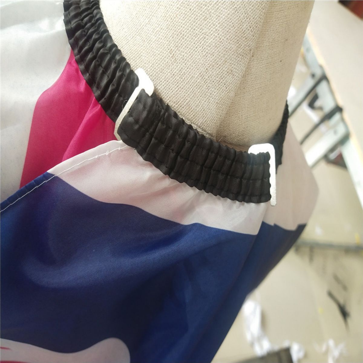 Capa de barbero Retro Para hombres y mujeres, delantal de corte de pelo, accesorios de herramientas para tela de peluquería, 1 piezas