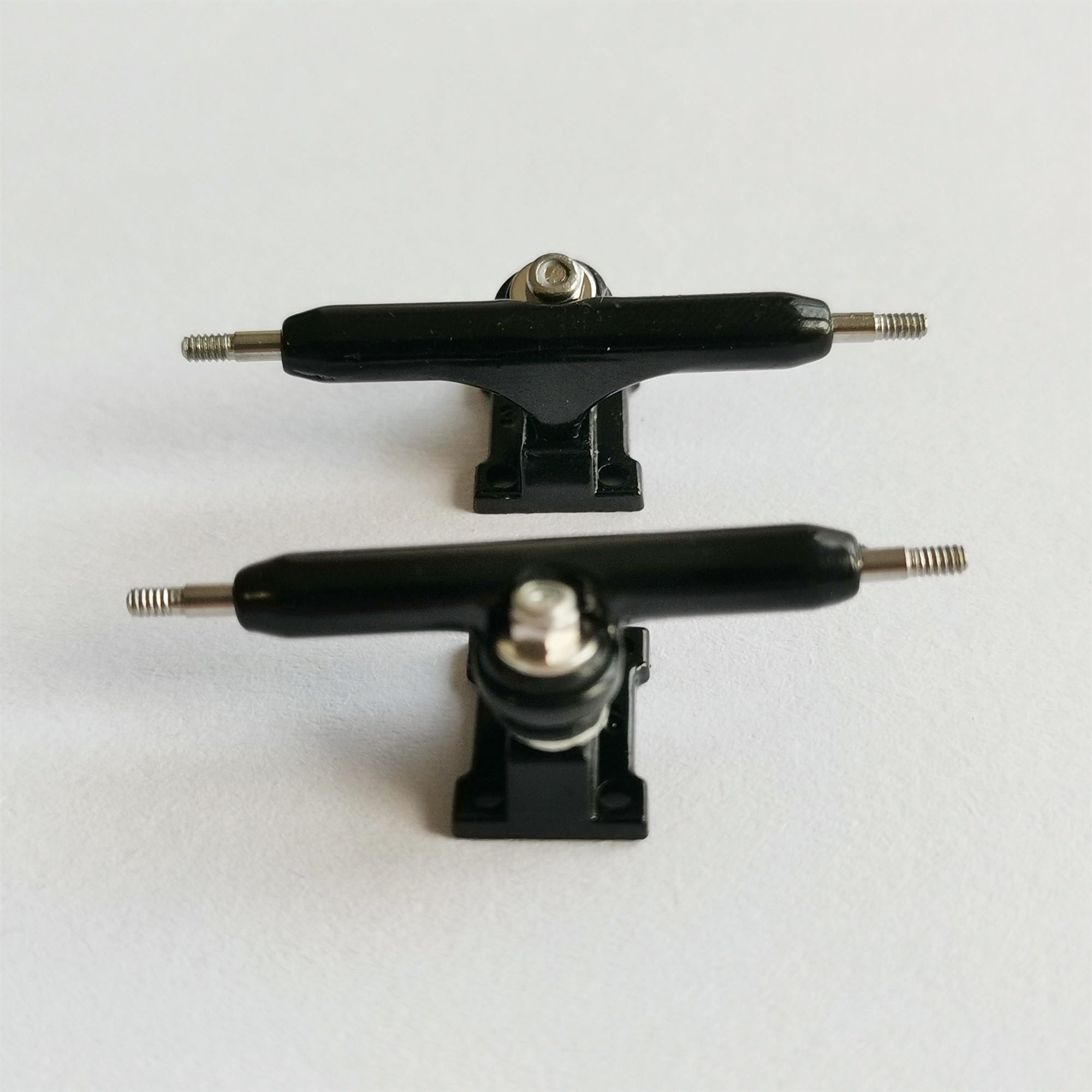Camión de un solo eje con diapasón de 34mm y 32mm para patineta de dedo, Mini monopatín, juguetes para niños