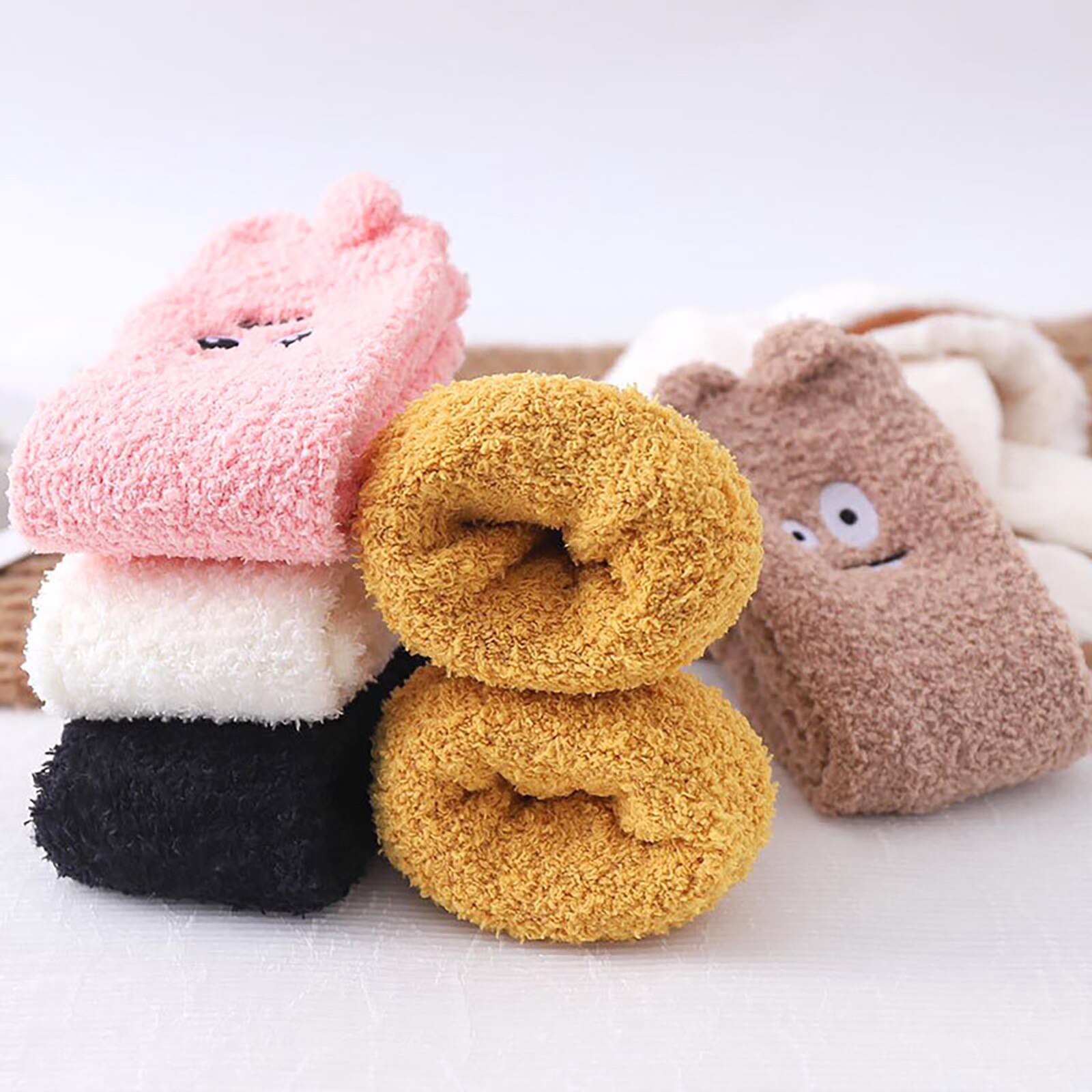 Chaussettes en molleton pour femmes, mignonnes, épaisses, chaudes, pour dormir au sol, pour la maison, c50