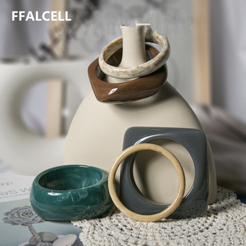 Vintage Multicolor Resin Acrylic Geometric Irregular Square Round Bangle Simple Style Bracelet For Women