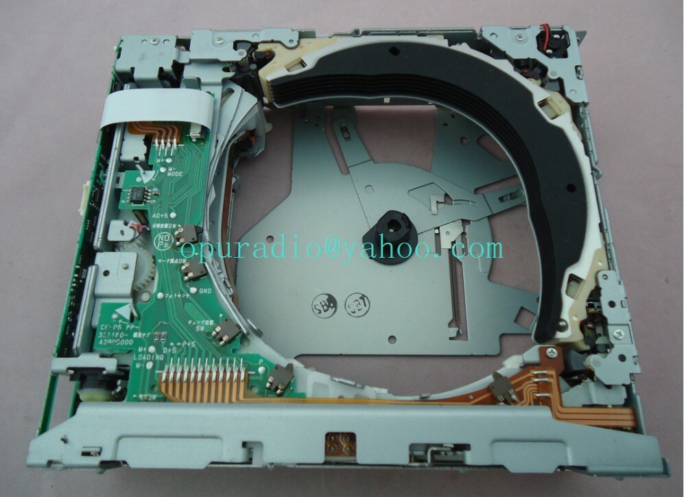 100% nieuw Fujitsu tien 6 cd-mechanisme CH-05Z-601 CH-05B-601 321941-3170A910 voor Toyota Land Cruiser RAV4 autoradio speler