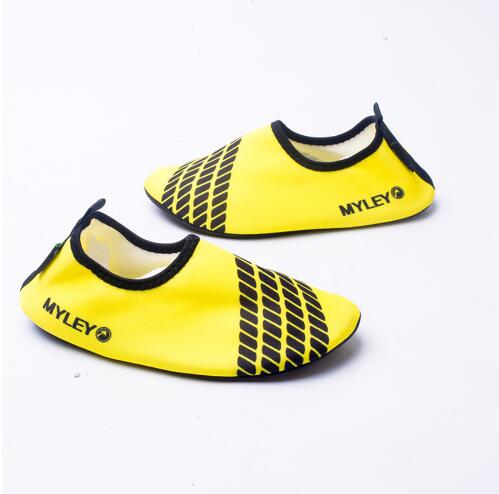 Mężczyźni kobiety buty do wody szybko suche 2017 Unisex letnie obuwie boso skórzane buty lekkie oddychające pływanie buty do wody