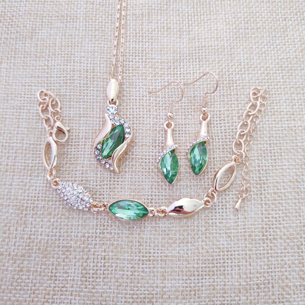 Fijne Sieraden 925 Sterling Zilver Geschikt Voor Dames Wedding Angel Fruit Groen Ketting Oorbellen Armband Set Yw042