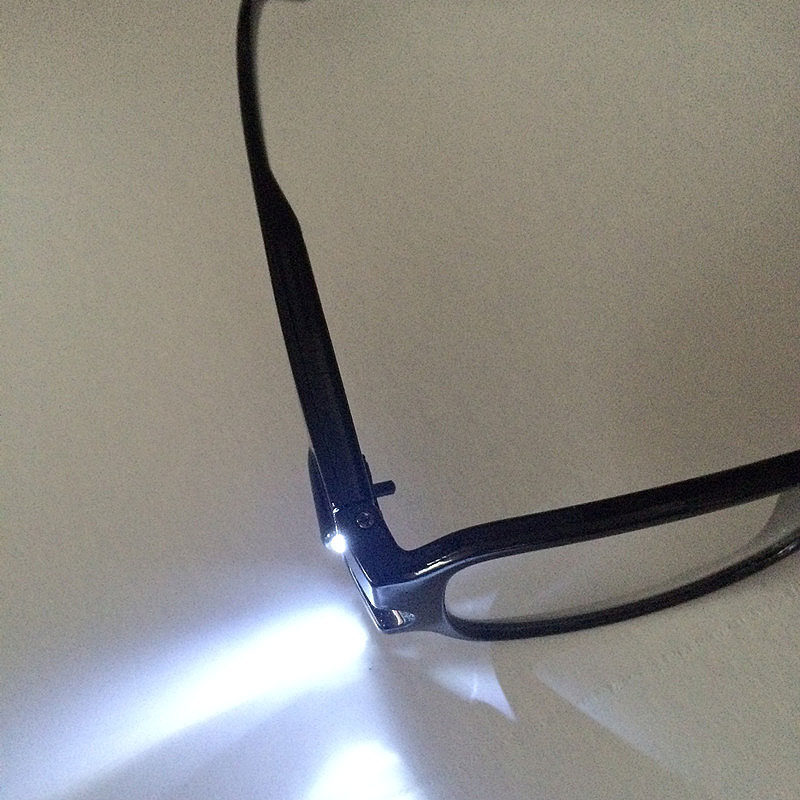Multifunktionel styrke førte lys læsebriller nattesyn briller med lampe  hb88