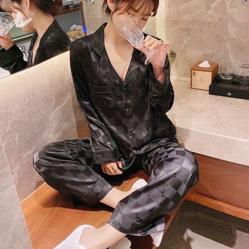 Pajamas women summer spring autumn plus size ice silk thin silk ladies suit pajamas women WOMEN