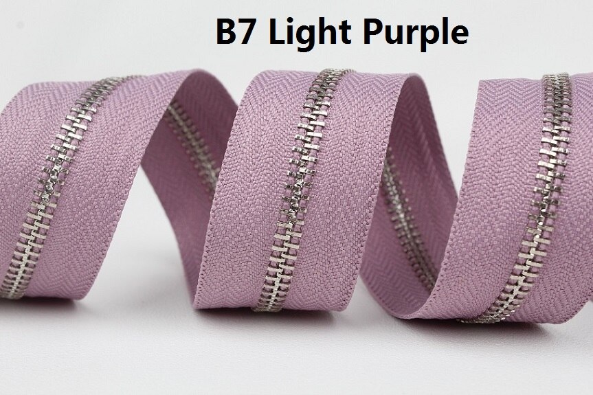 5#  zilveren metalen ritsen, enkele open einde, geelgoud, oranje, roze, fuchsia, paars, metalen rits, rol, 10 meter, veel: B7 lichtpaarse