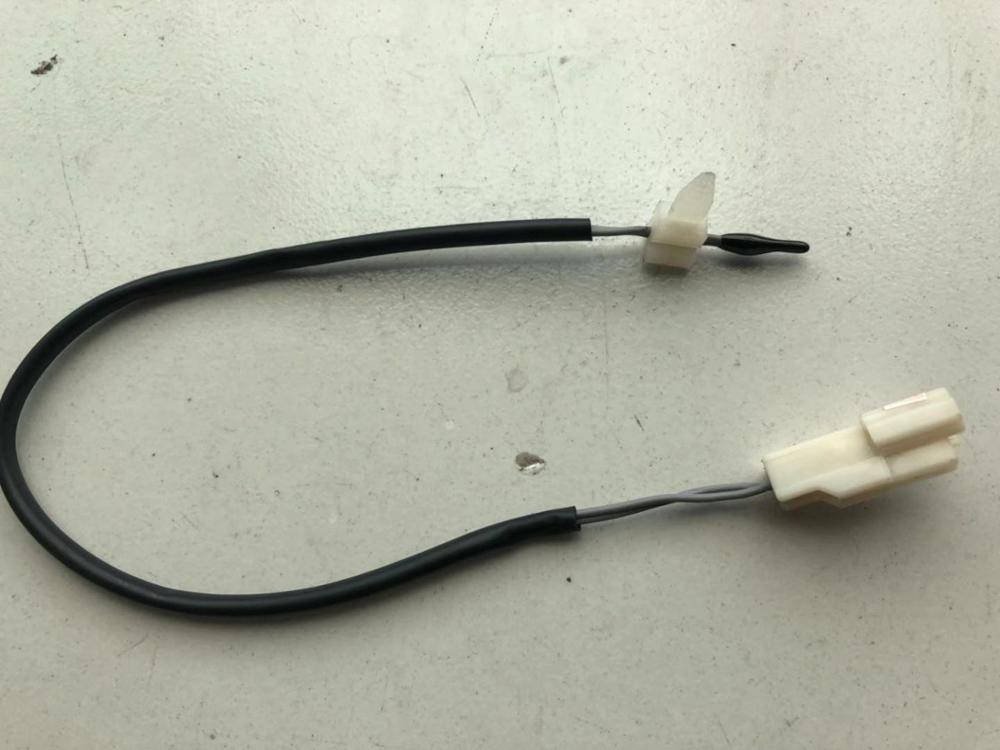 Air Conditioning Evaporator temperature sensor for Chinese SAIC ROEWE 550 MG6 Auto car motor parts JQC100040