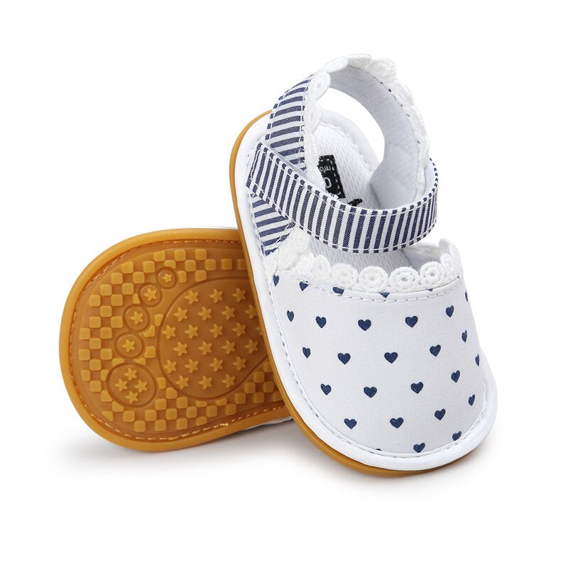 Aankomst Bloemen Streep Hart Baby Meisjes Sandalen Katoen Stof Rubberen Zool Baby Wieg Schoenen Baby Mocassins Sandalen Schoenen: white heart / 1