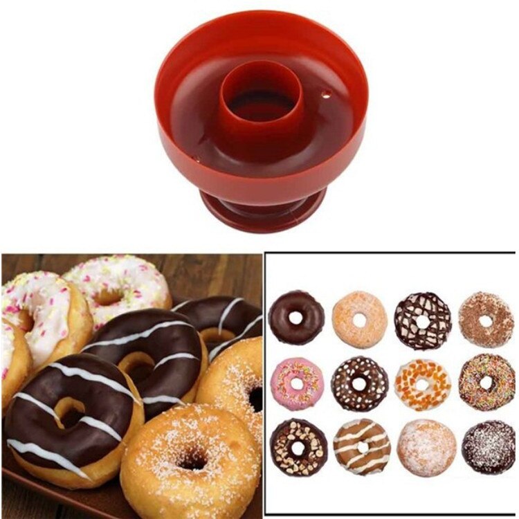 1 sett matkvalitets abs plast gjør-det-selv-donuts-maker-form smultring-maker-kutterform med dyppe piper til kjøkkenbakeverktøy
