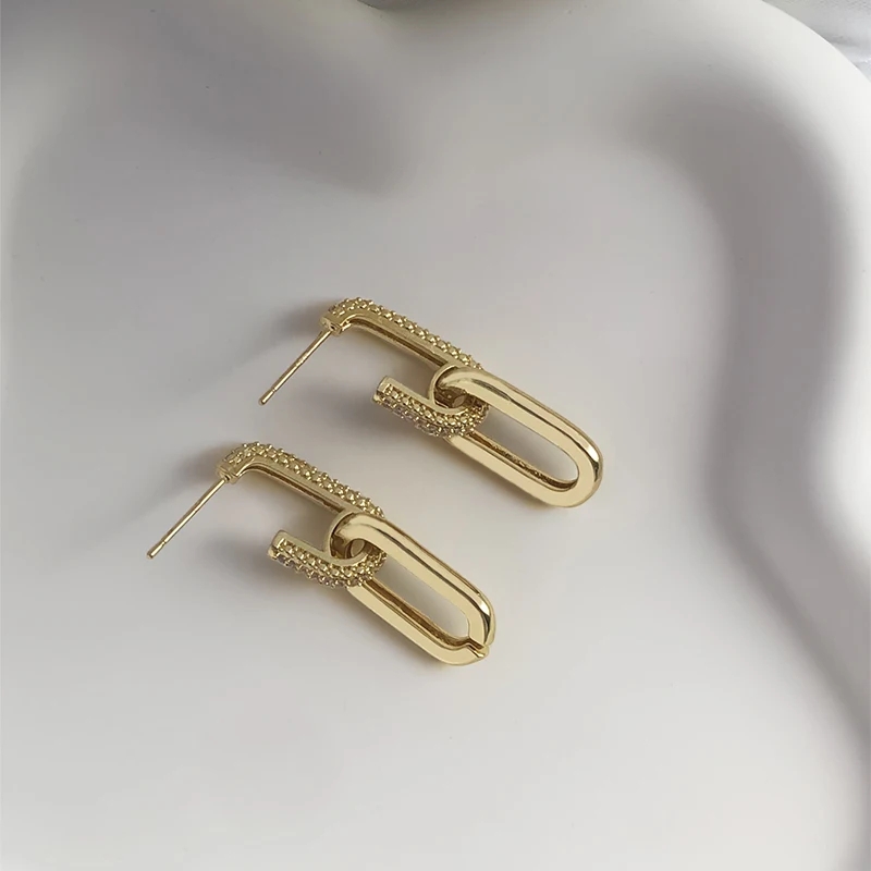 Retro oorbellen met zirkonia steentjes, goud- en zilverkleurige geometrische, onregelmatige ronde oorbellen voor dames en meisjes.