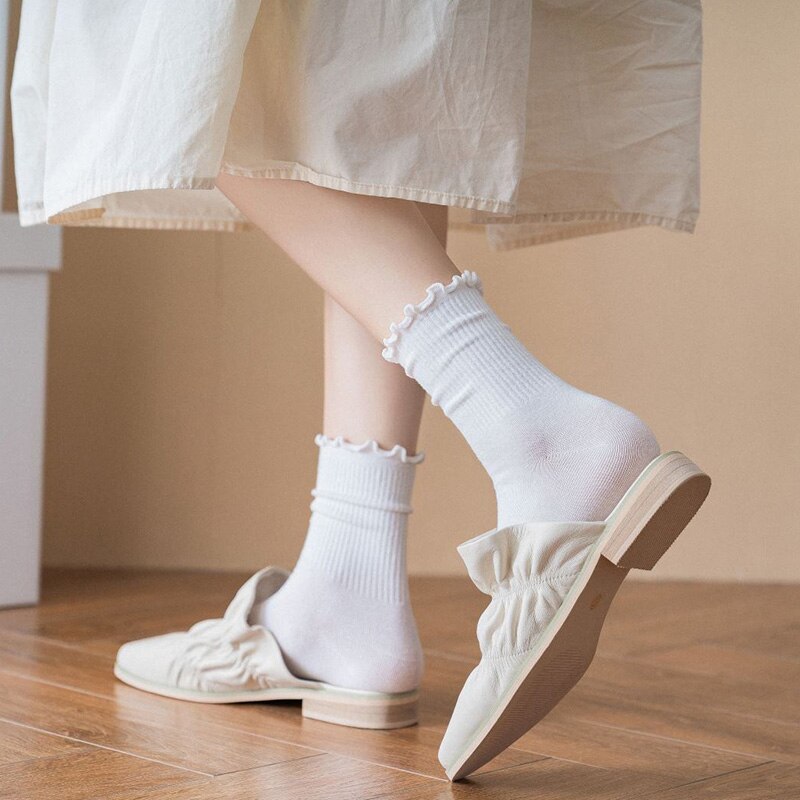 Röyhelöiset röyhelösukat naisille pitsiset söpöt yksivärinen harajuku puuvilla kawaii onnellinen syksy talvi pitkät korkeat naisen sukat tyttöjen sukat