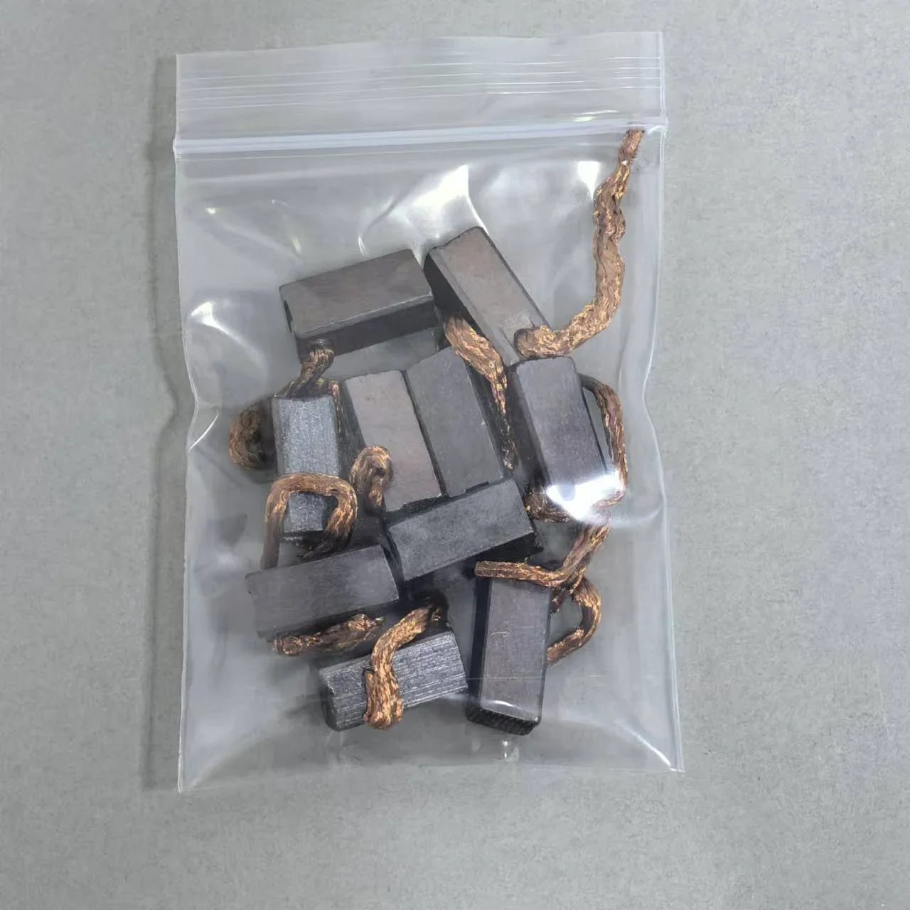 10 teile/los Auto Fenster Wischer Motor Motor Kupfer Carbon Pinsel 3*4*5*6*7*8*9*10*12*14*15*16*17*18mm Auto Teile: Lila