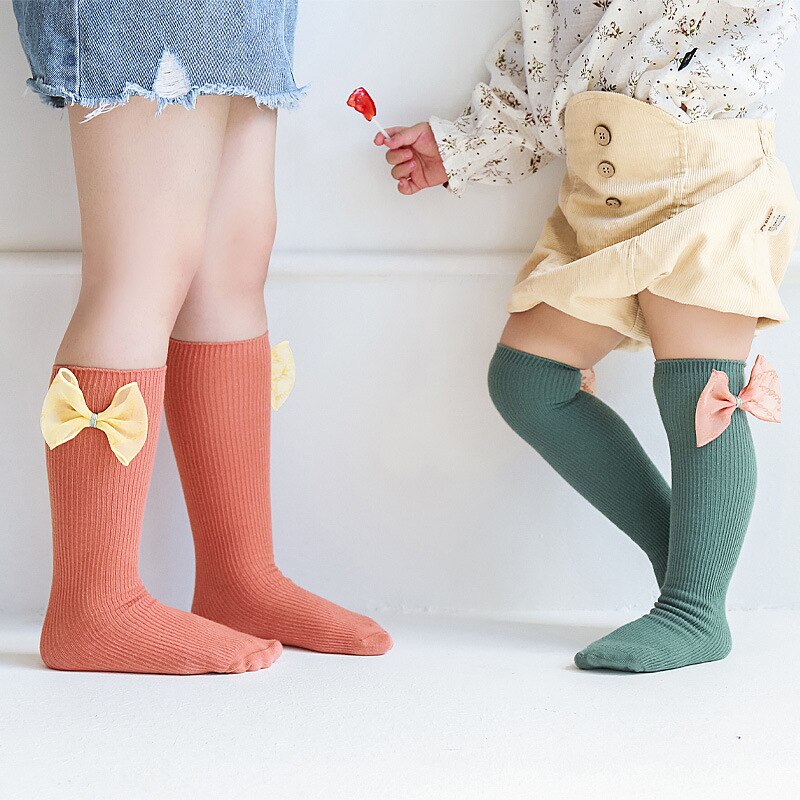 Nette Baby Mädchen Knie-hohe Socken mit Spitze Bowknot Frühling Sommer Weiche Baumwolle Prinzessin Einfarbig Kinder Socken