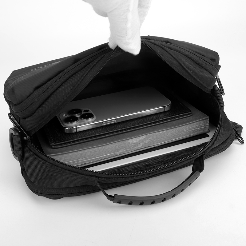 Japanese simple shoulder bag men's casual horizontal messenger bag waterproof trend camera bag business mailman bag breast bag