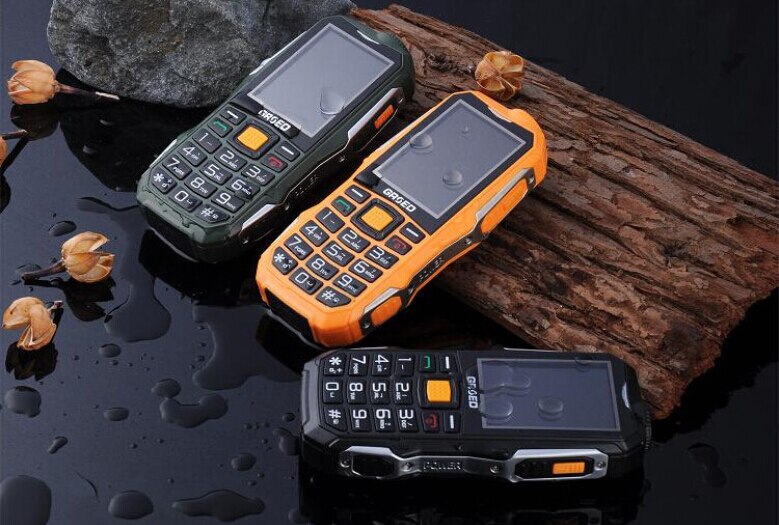 Russian Unlocked , Arabic Spanish 6800mAh Dual SIM Card Tachograph power bank Rugged shockproof mobile phone P295