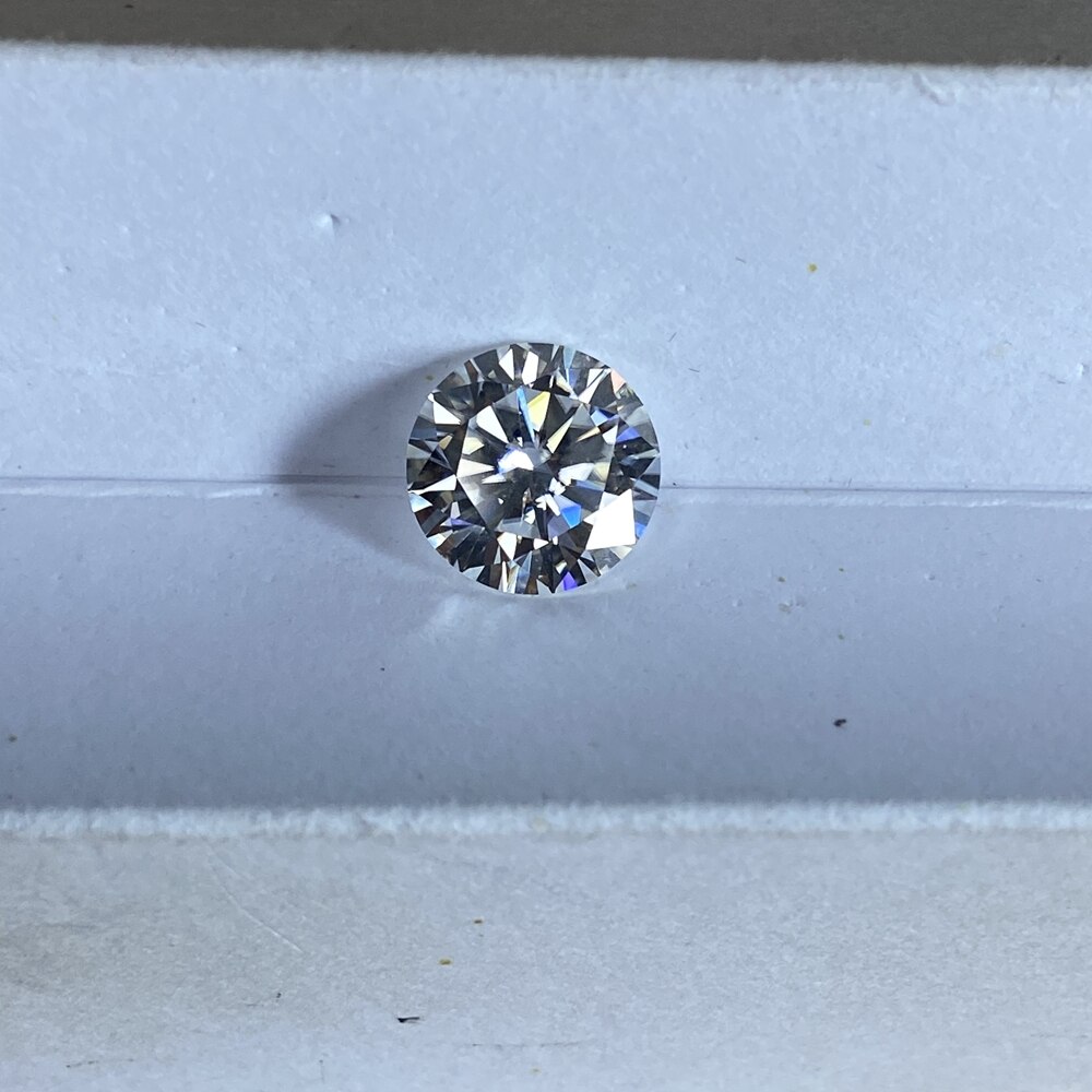 Lab Creat Diamant Losse Moissanite 2 Stuks 0.5 Karaat 5 Mm Ef Kleur Uitstekende Cut Duidelijkheid VVS1 Moissanite Oorbel Ring