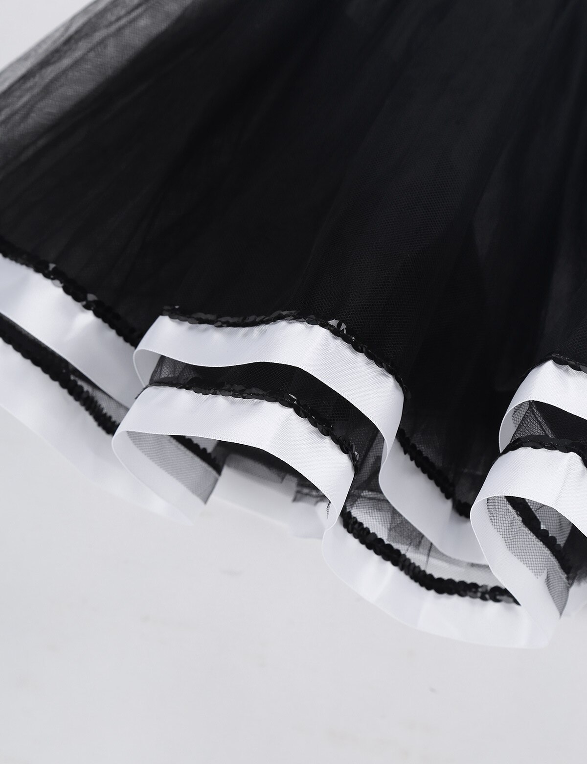 Kids Girls Ballroom Dance Costume Dancewear Shiny Sequins Mesh Decorative Button Ballerina Dance Gymnastics Leotard Tutu Dress