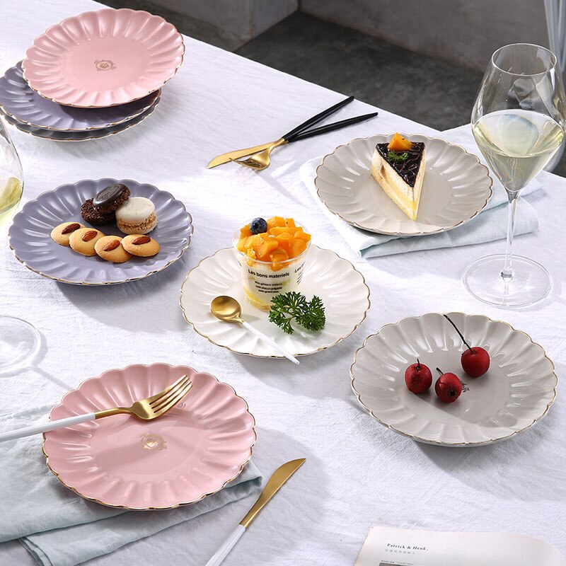 Breve plato de encaje de porcelana de cerámica para el hogar patrón de corona vajilla Hotel Spaghetti Omelette plato de pastelería grande platillo
