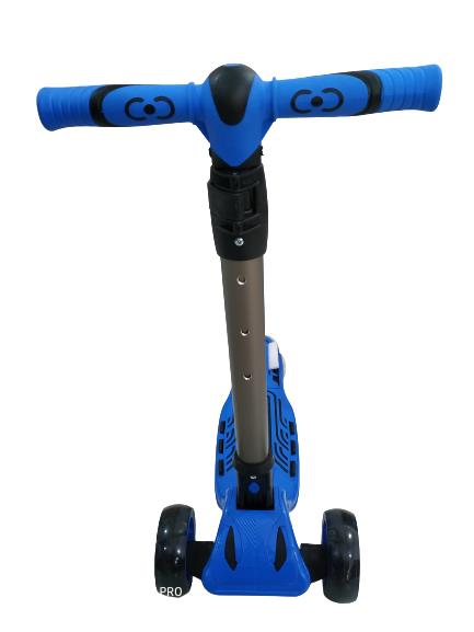 Cool Wheels LED Lighted Fold 3 Wheel Twist Child Scooter Blue-Maxi Size