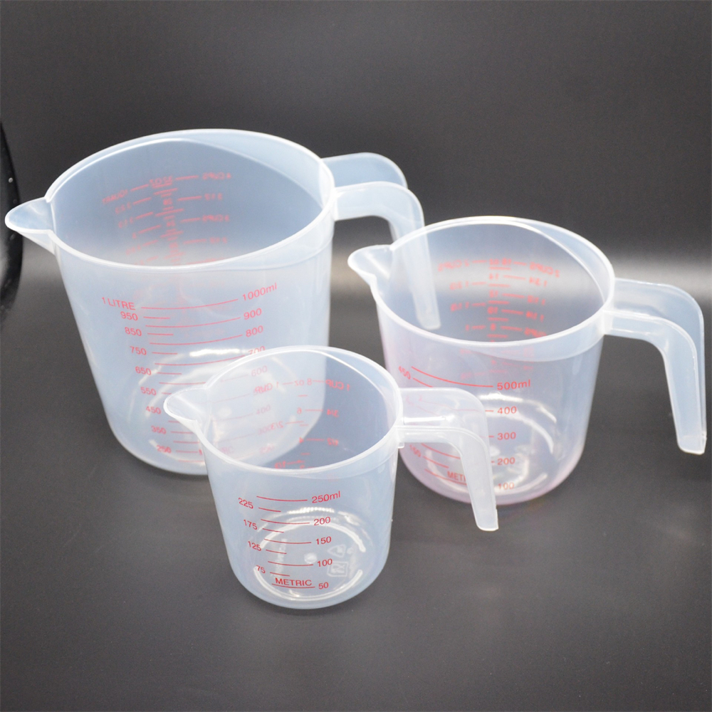 Plastic Measuring Cup Jug Pour Spout Surface Kitchen Tool Supplies Cup With Graduated Kitchen