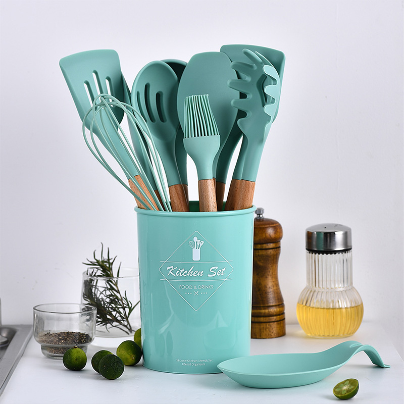 Kitchenware Set Kitchen Utensils Green 11 Piece Set Of Wooden Handle Silicone Nonstick High Temperature Silicone Spatula