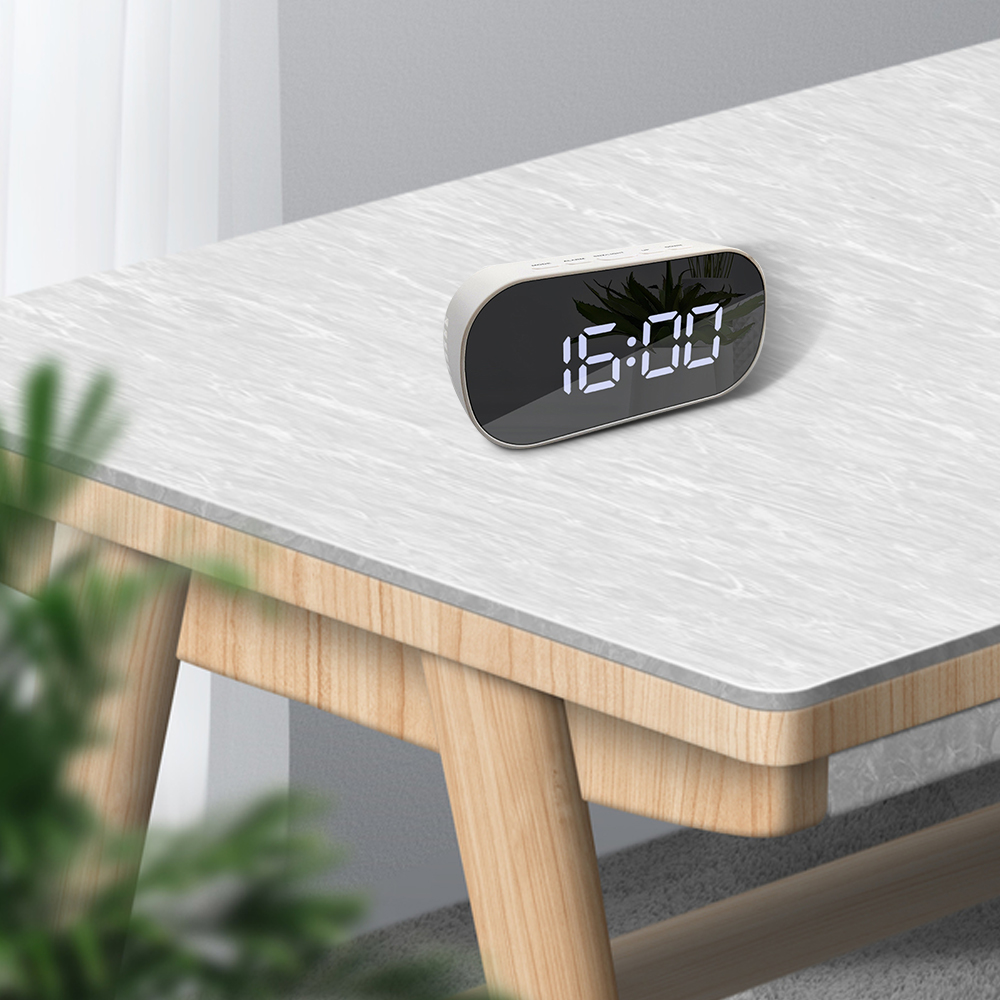 1PC Display Alarm Clock Digital Thermometer Calendar Display Date Desk Table Clock Travel Ectronic Mini Clocks