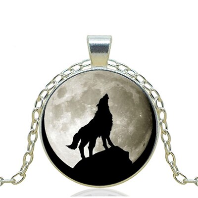 Gray Wolf Logo Pendant Necklace Art Vintage Round Chain Choker Statement Necklace Women Jewelry Men Dress Accessories HZ1: 2 / Silver plated