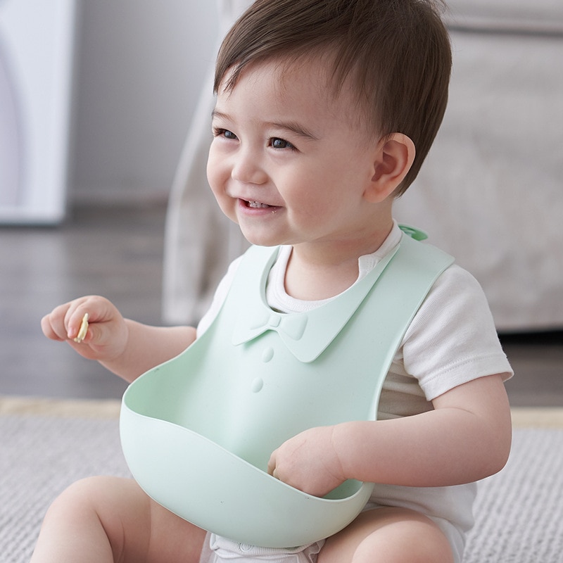 Baby Silicone Bibs Waterproof Feeding Baby Saliva Towel Newborn Aprons Baby Bibs Adjustable Burp Cloths Bandana: Green