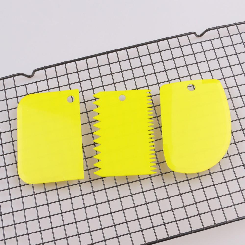 Dough Cake Scraper Bowl Scraper Cake Scraper Plastic Dough Cutter Jagged Edges Scraper Curved Edge Scraper Flat Edge Scraper: C