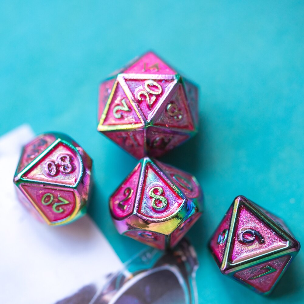 Cusdie kleurrijke metalen d&d dobbelstenen , 7 stuks dnd dobbelstenen, polyhedrale dobbelstenenset, voor rollenspel mtg pathfinder-paars