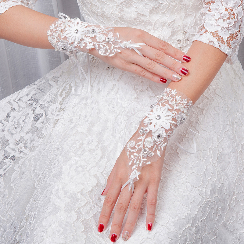 Guantes cortos de boda para novia, accesorios de novia con diamantes de imitación blancos, con cuentas de encaje y flores, sin dedos, ST017
