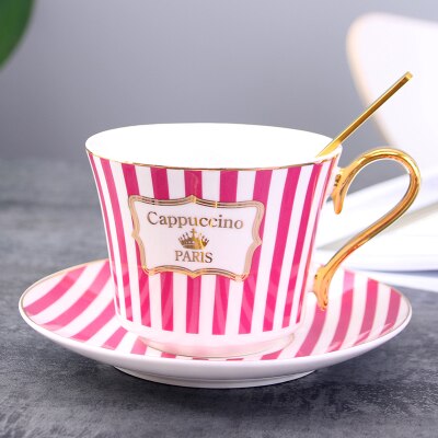Concise Stripe Bone China Coffee Cup Saucer With Gold Spoon Ceramic Paris Tea Cup 225ml Porcelain Teacup Cafe Drinkware: Red coffee cup