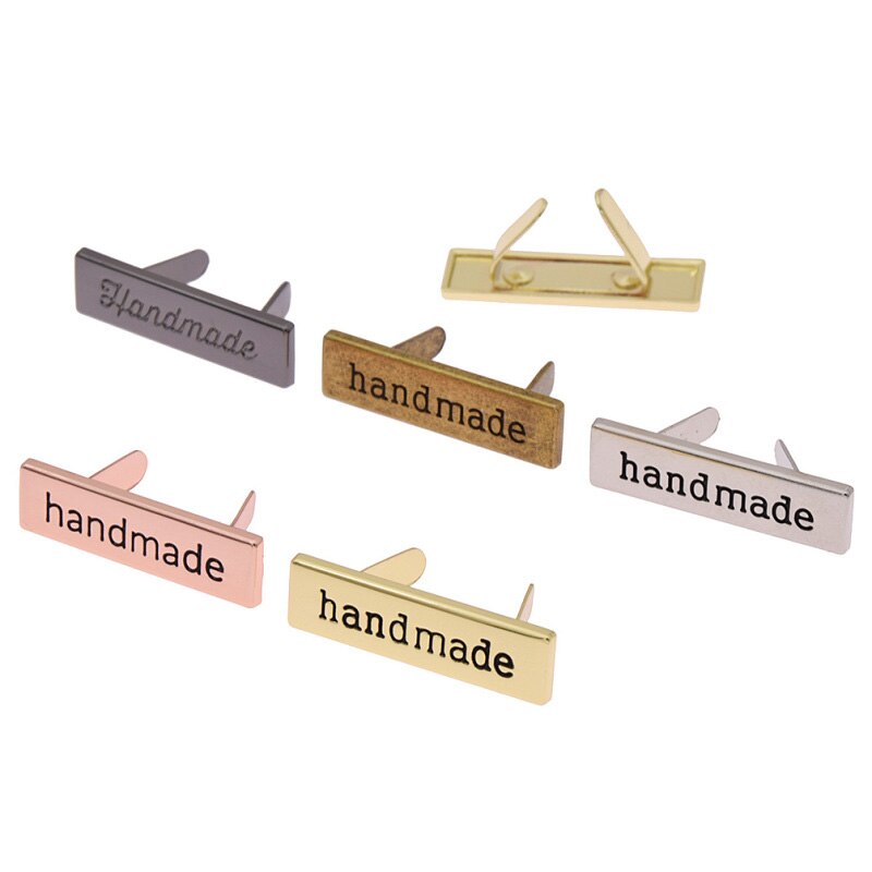 10 Stks/partij Metalen Handgemaakte Kledingstuk Legering Labels Rechthoek Tags Voor Diy Kleding Tassen Hand Made Brief Naaien Labels Accessoires
