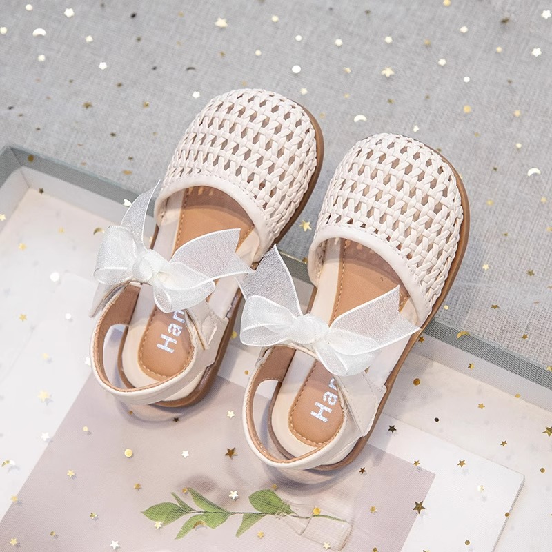 Gevlochten sandaal voor meisjes Prinses Zomerschoen Kind Zachte zool Dichte tenen Vlinder Strandschoen Kinderen Vrijetijdsschoen Beige Bruin Zilver