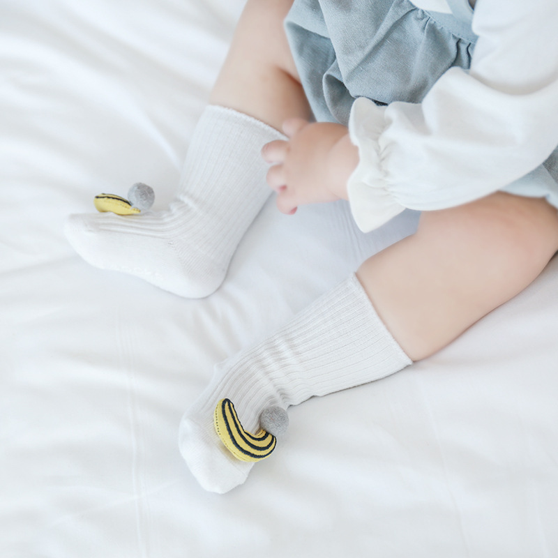 Ankomster nyfödd baby strumpor halkskydd promenadstrumpor härlig frukt fast pojke tjejer höst klädtillbehör