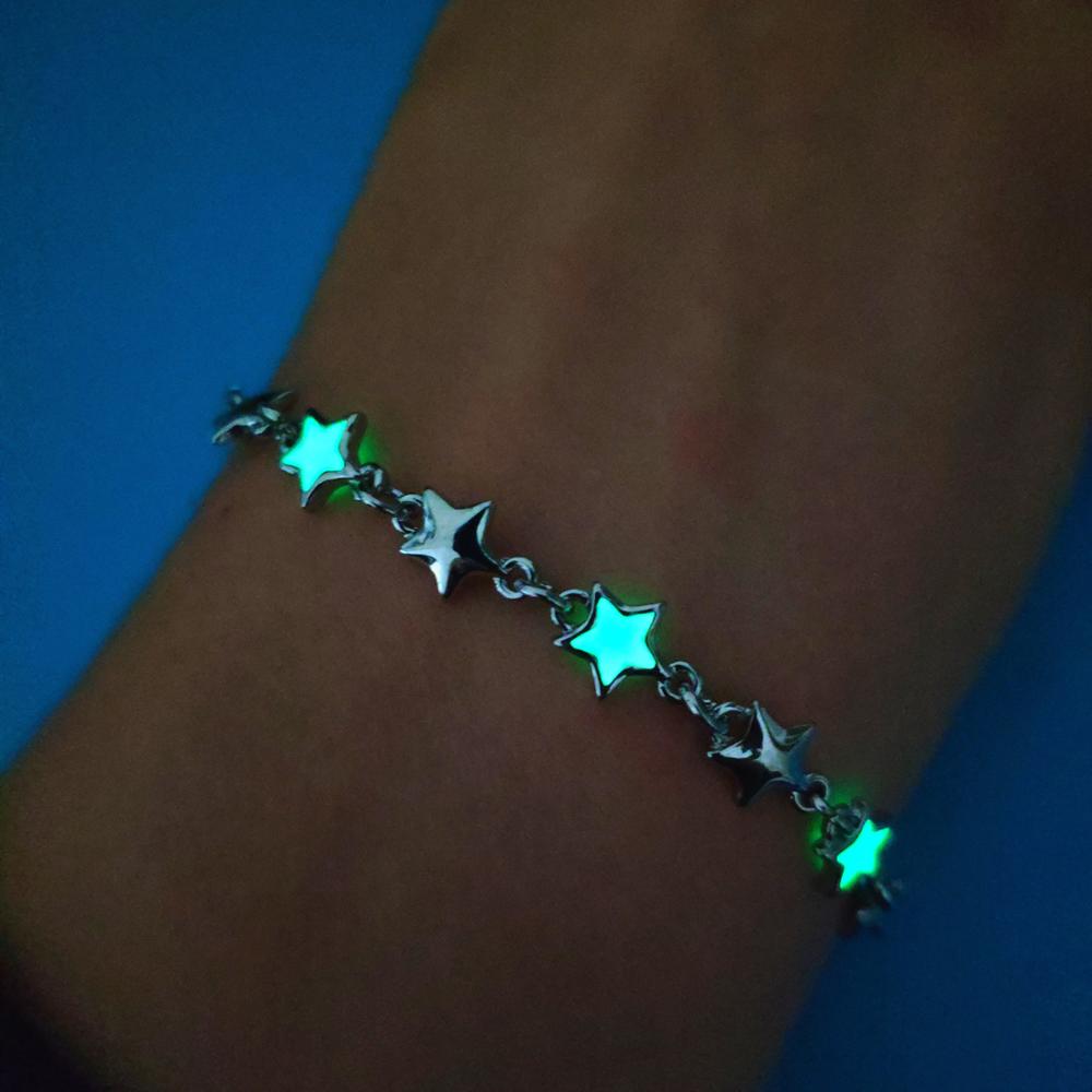 Natural Volcanic Stone Pentagram Moon Lady Luminous Bracelet Women&#39;s Charm Bracelet Gleaming in the Dark