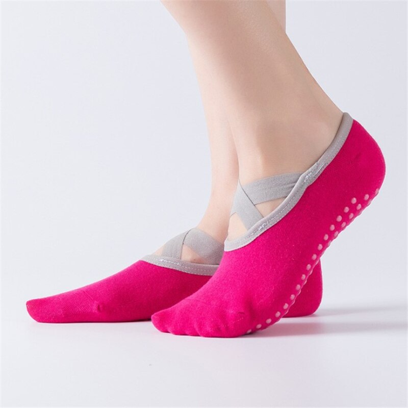 Damen-yoga-socken mit anti-rutsch-funktion, rutschfeste sohle, silikon-socken mit fersenkappe, geeignet für ballett, tanz, fitnessstudio, pilates und andere sportliche aktivitäten.