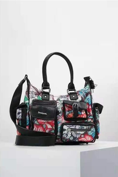 Spanish women&#39;s bag European and American embroidered Backpack