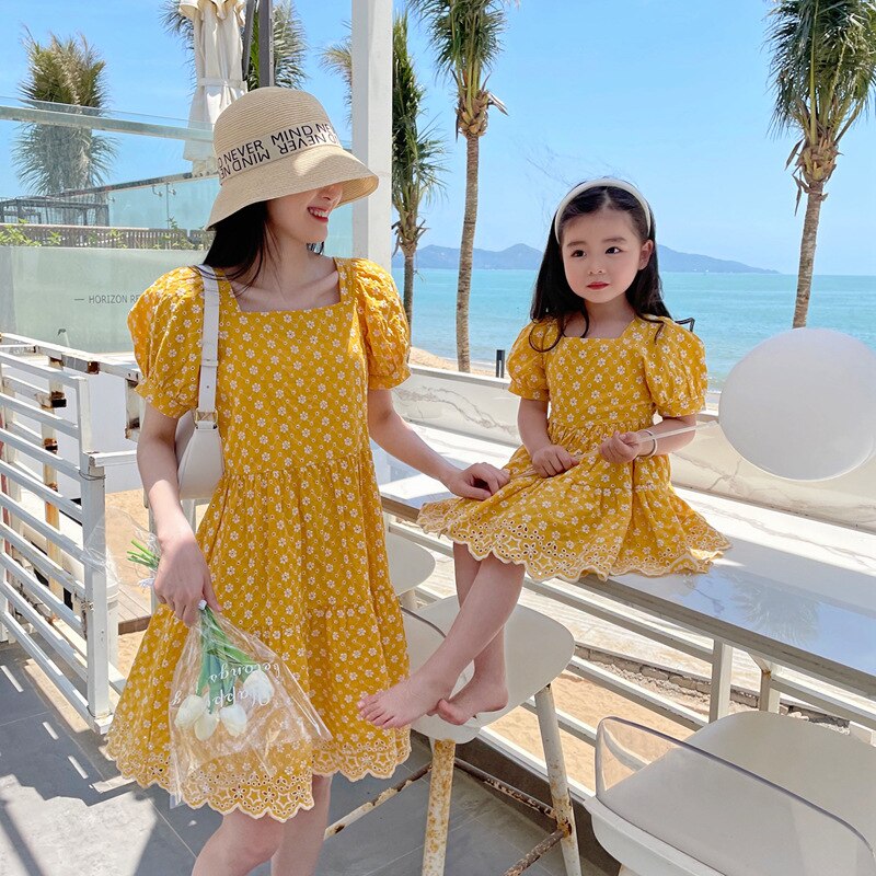 Big Sister Little Sister Matching Outfit Mother Daughter Matching Clothes Family Matching Embroidery Hollow Beach Dress