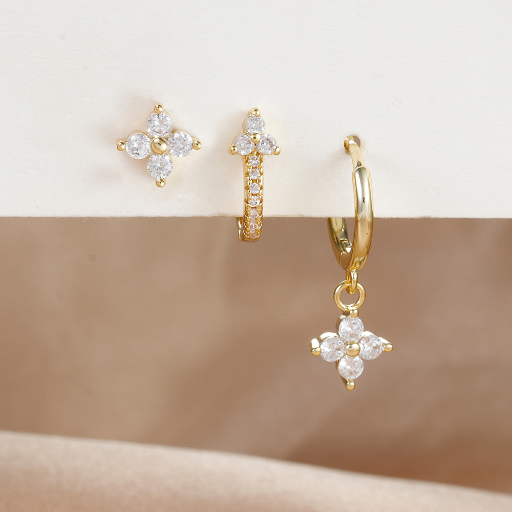 Conjunto de pendientes de aro pequeños con flores de acero inoxidable para mujer, aretes de joyería para Piercing de cartílago Huggie chapados en oro de 18 quilates, 3 uds.: Color amarillo dorado claro