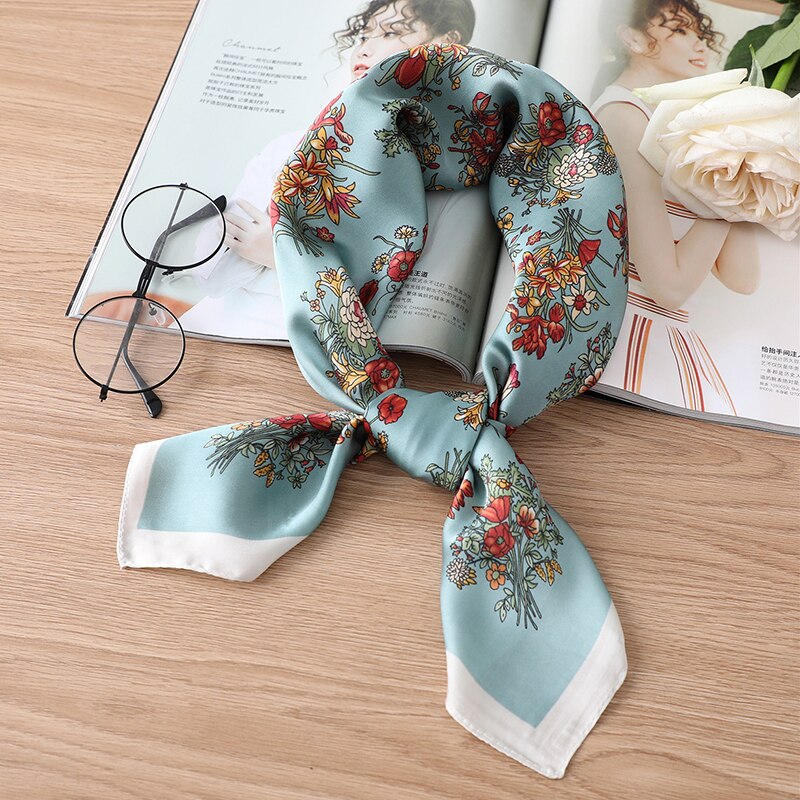 Sommer silketørklæde dame hår firkantede tørklæder kvinder bandana luksus mærke print hovedtørklæde sjal wraps: Fj301-3