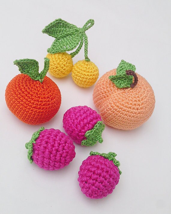 rattle Crochet peach, Fruit crocheted, teether teeth, play food, kitchen decoration rattles ,eco-friendly toys,Pretend Play,